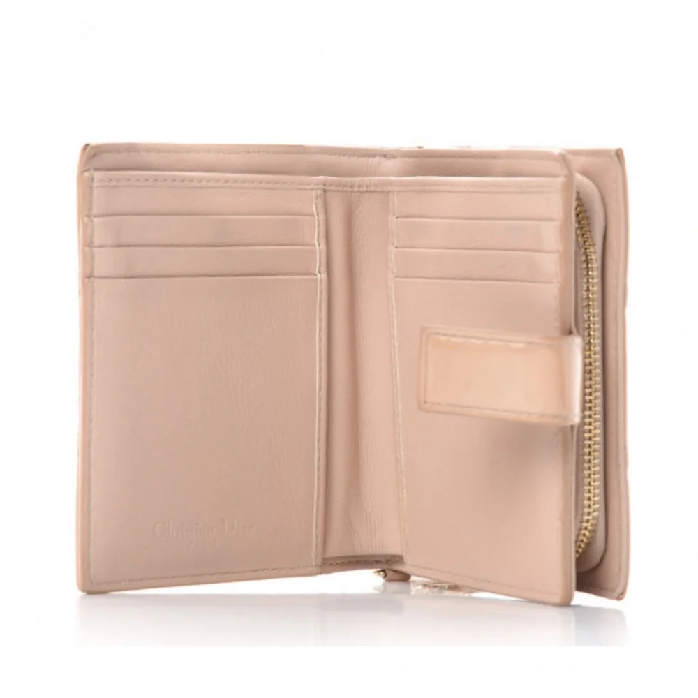 Christian Dior Lady Dior Patent cannage leather eden wallet. - Picture 2 of 13